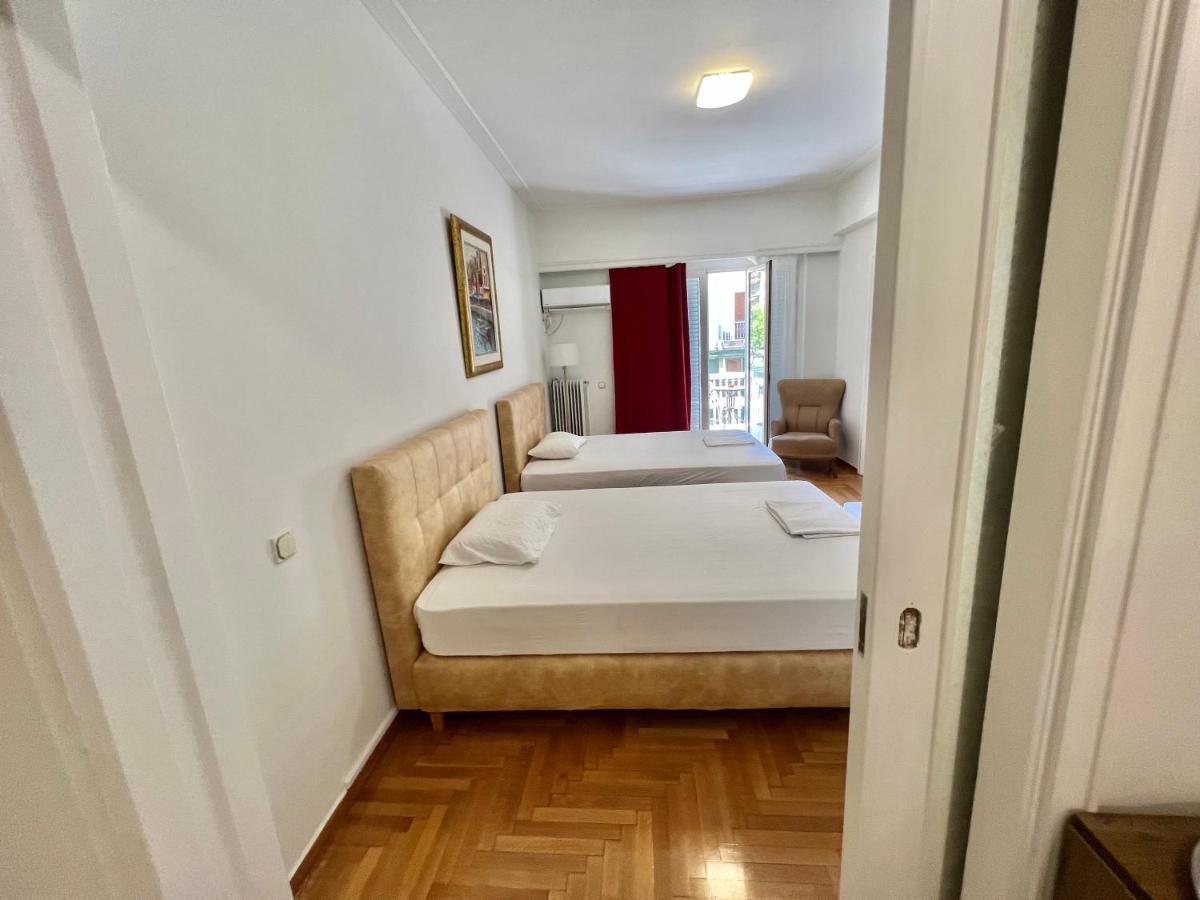 Victoria Grand Palace Apartments Афины Экстерьер фото